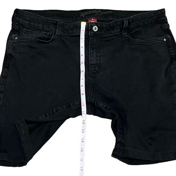 Arizona Jeans Co Black Cuffed Denim Jeans Junior’s Size 19 - Picture 10 of 10